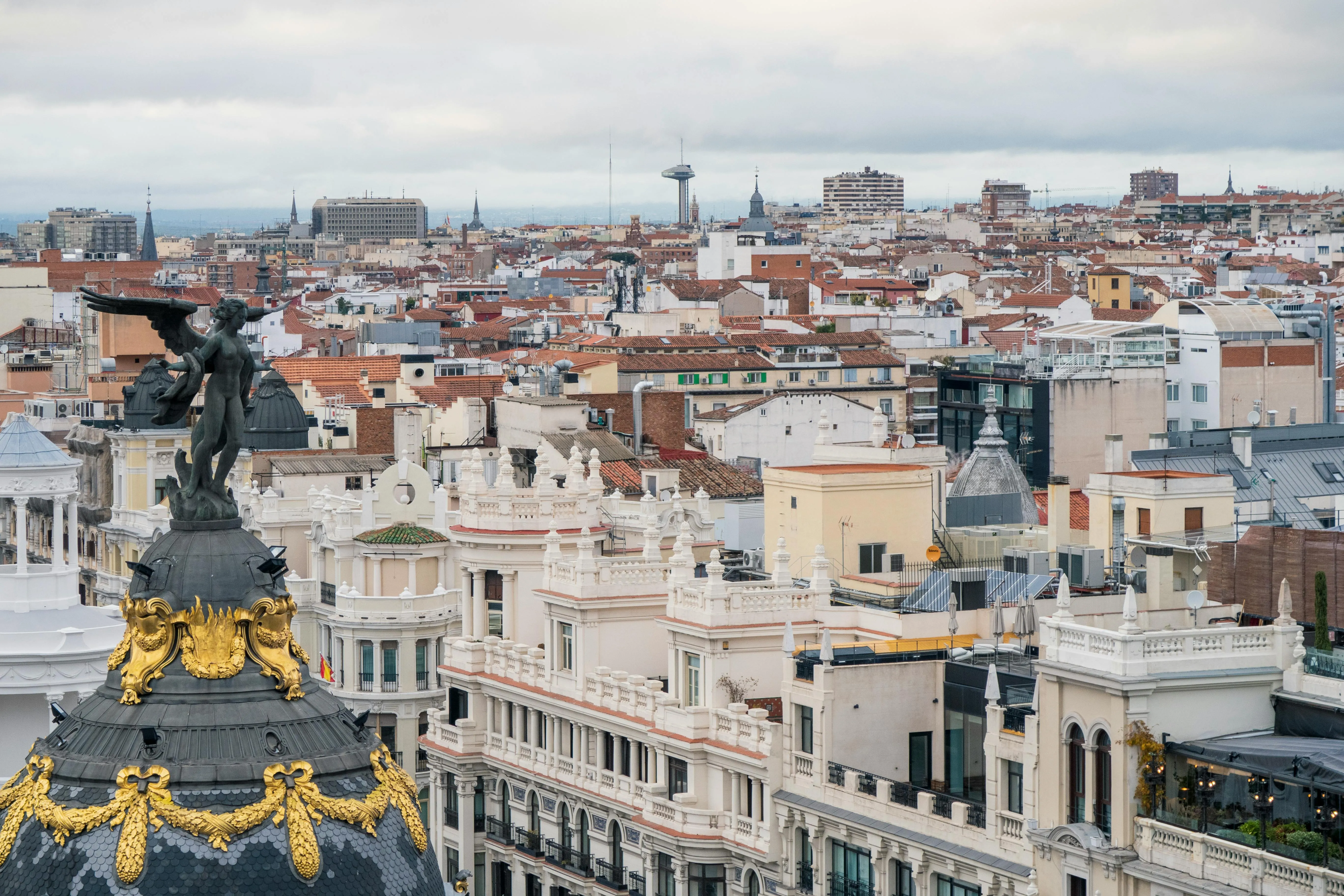 Vista de la Gran Vía de Madrid — el mercado donde Once Once posiciona empresas en Google