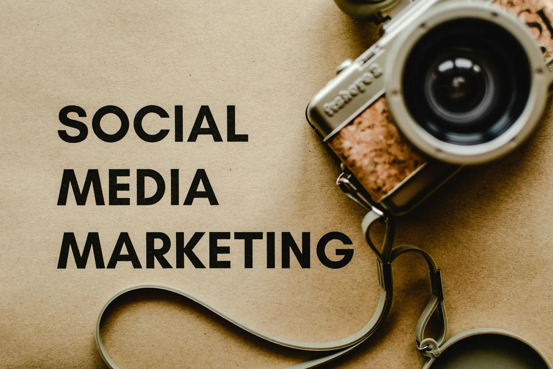 Cómo Elegir la Mejor Agencia de Redes Sociales en Bogotá: 10 Criterios Clave